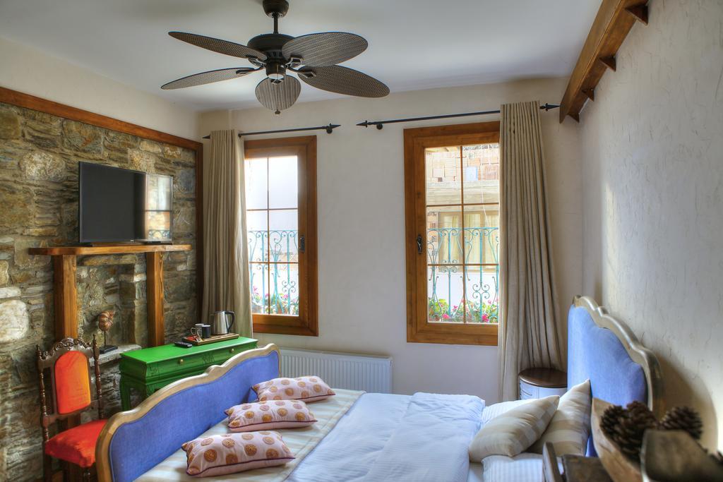Ibri Hotel Selçuk Esterno foto