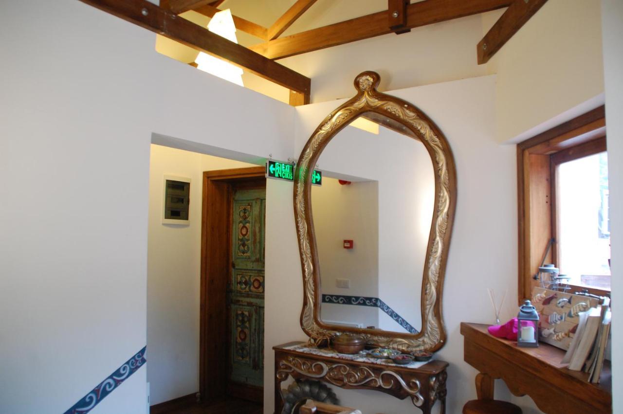 Ibri Hotel Selçuk Esterno foto